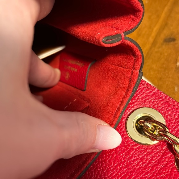 Louis Vuitton Vavin in Scarlet Red with twilly - Picture 17 of 17